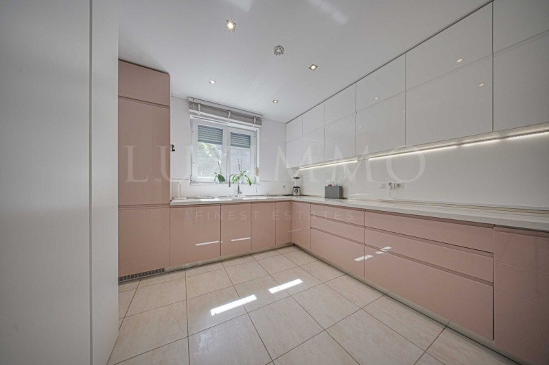 K pronájmu  Dům Sofia , v.z.Malinova dolina , 253 m2 | 68052204 - obraz [4]