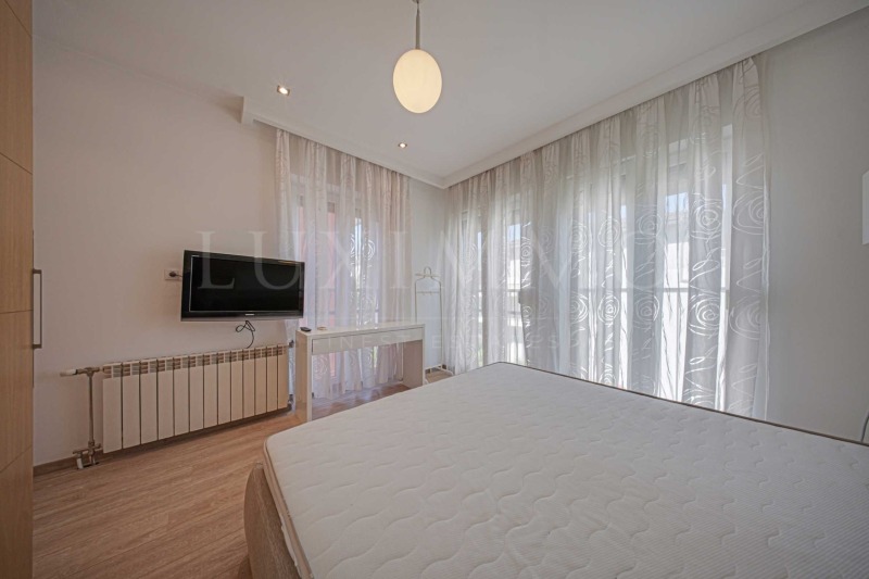 K pronájmu  Dům Sofia , v.z.Malinova dolina , 253 m2 | 68052204 - obraz [12]