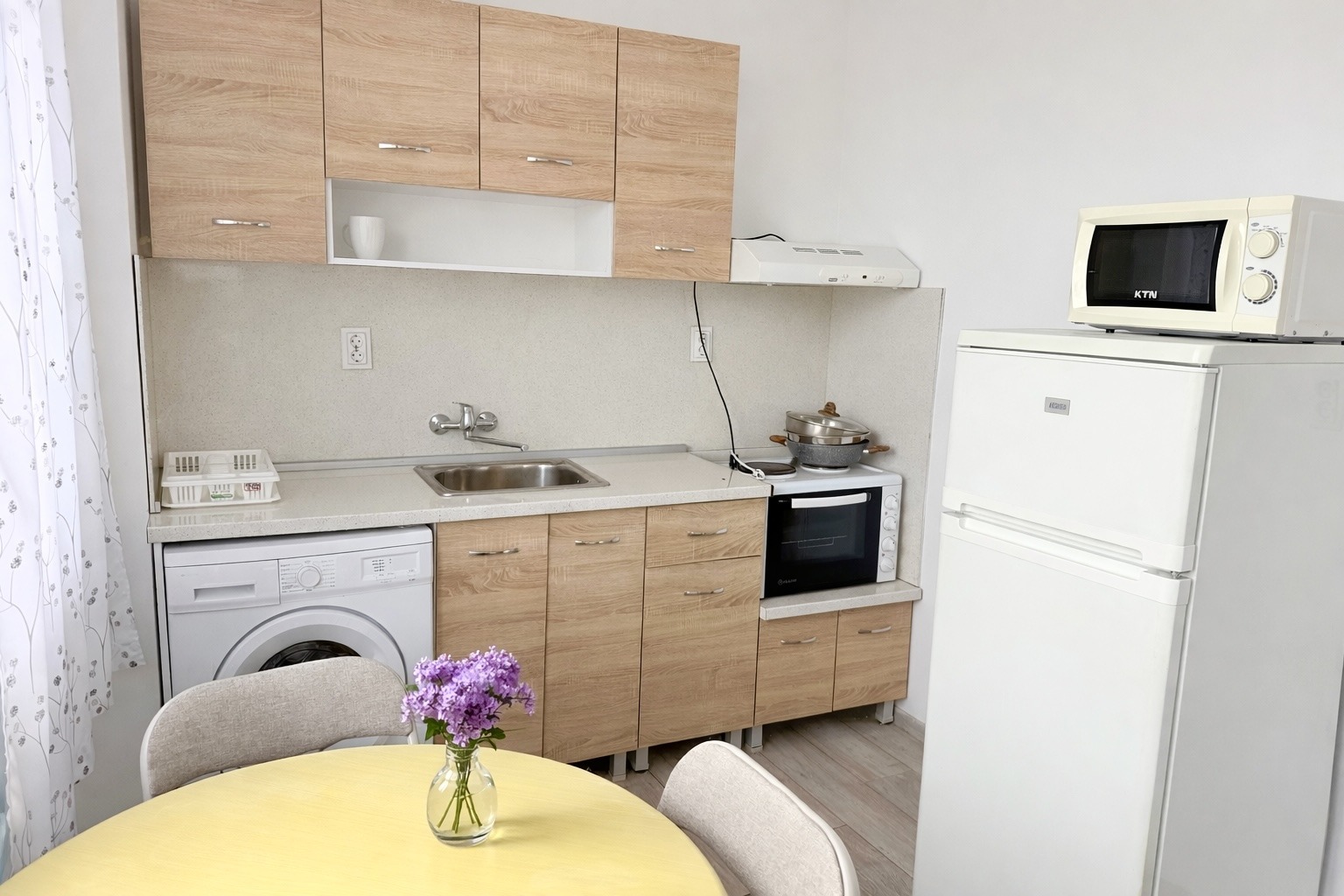 Дава под наем 2-СТАЕН, гр. Пловдив, Младежки Хълм