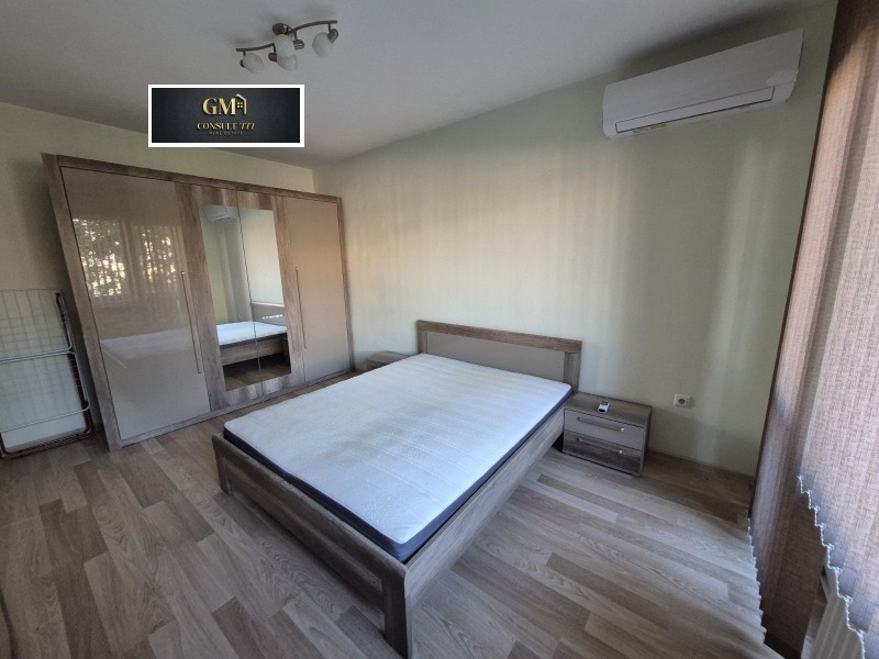 Te huur  1 slaapkamer Pleven , Idealen tsentar , 60 m² | 72454674