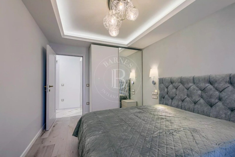 Zu vermieten  3 Schlafzimmer Sofia , Krastowa wada , 179 qm | 35263744 - Bild [14]