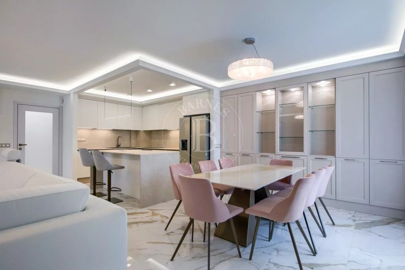 Zu vermieten  3 Schlafzimmer Sofia , Krastowa wada , 179 qm | 35263744 - Bild [3]