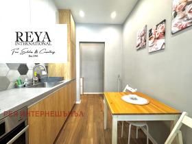 Studio Tsentar, Sofia 2