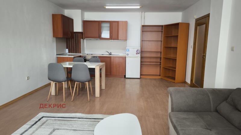 Zu vermieten  1 Schlafzimmer Sofia , Lozenez , 75 qm | 11813132 - Bild [3]