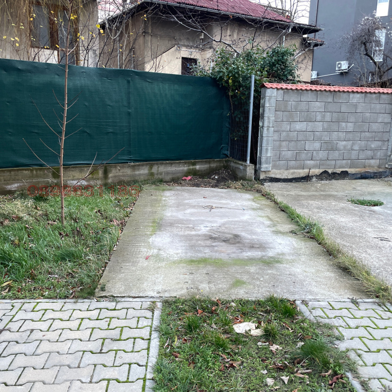 Дава под наем ГАРАЖ, ПАРКОМЯСТО, гр. София, Център, снимка 2 - Гаражи и паркоместа - 52753243