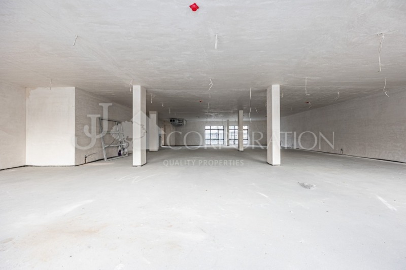 Дава под Наем ОФИС в град София, Люлин 10 - 1100 кв.м / 12 100 € » 23 665.54 лв., ДЖЕЙ И ДЖЕЙ КОРПОРЕЙШЪН ООД