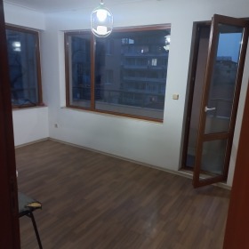 1 soverom Sadijski, Plovdiv 1