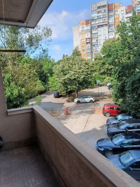 3+ makuuhuone Krasno selo, Sofia