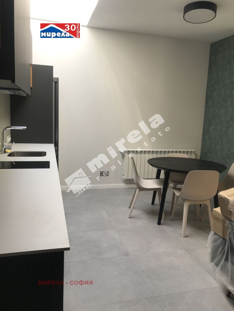 För uthyrning  1 sovrum Sofia , Centar , 78 kvm | 24489812 - bild [4]