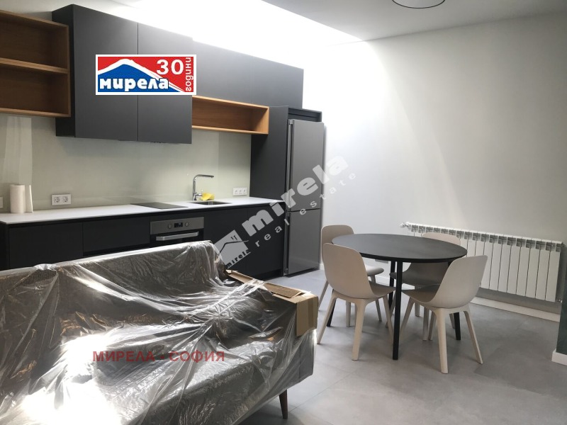 För uthyrning  1 sovrum Sofia , Centar , 78 kvm | 24489812 - bild [3]