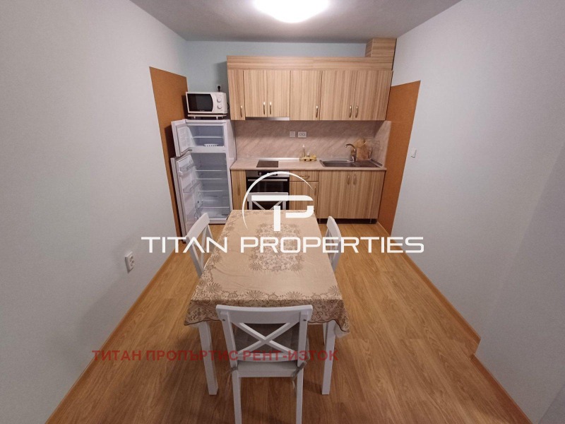 Дава под наем 3-СТАЕН, гр. Бургас, Център, снимка 7 - Апартаменти - 51831451