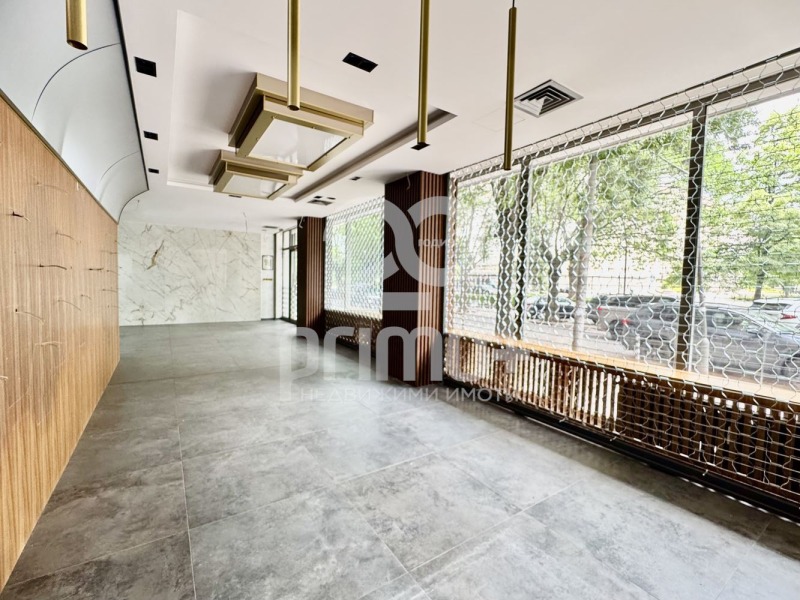 Дава под наем МАГАЗИН, гр. София, Докторски паметник, снимка 2 - Магазини - 52545936