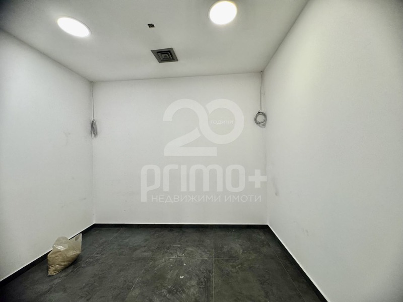 Дава под наем МАГАЗИН, гр. София, Докторски паметник, снимка 6 - Магазини - 52545936