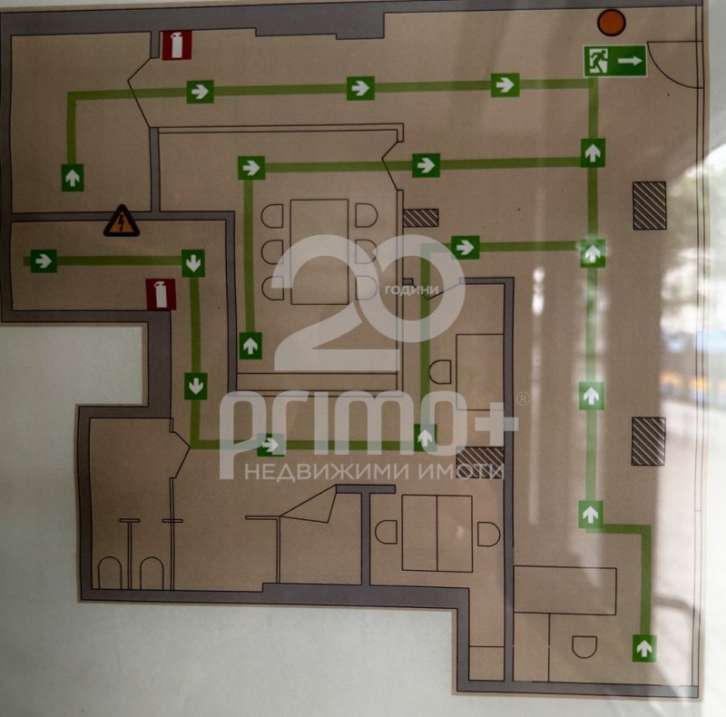 Дава под наем МАГАЗИН, гр. София, Докторски паметник, снимка 11 - Магазини - 52545936