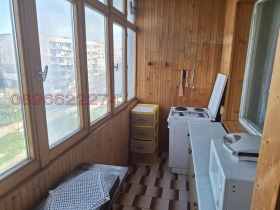 1 υπνοδωμάτιο Δρυζβα 3, Δοβρητσ 13