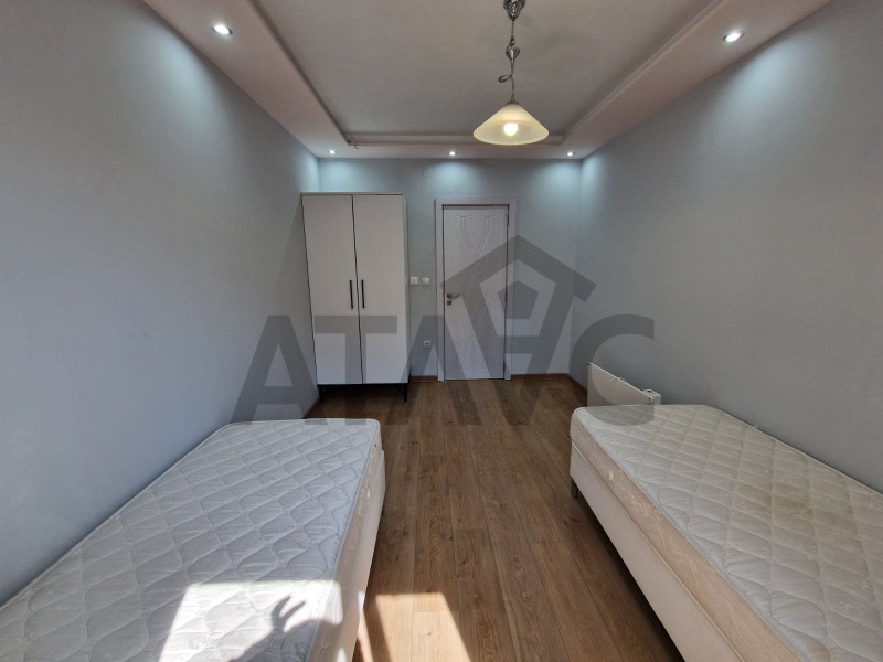Kiadó  2 hálószobás Plovdiv , Vastanicseski , 90 négyzetméter | 48217575 - kép [8]