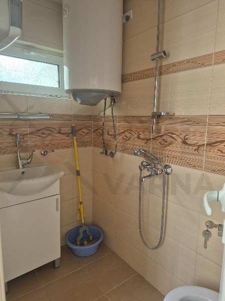 Дава под наем 3-СТАЕН, гр. Варна, Център, снимка 9 - Апартаменти - 54357812