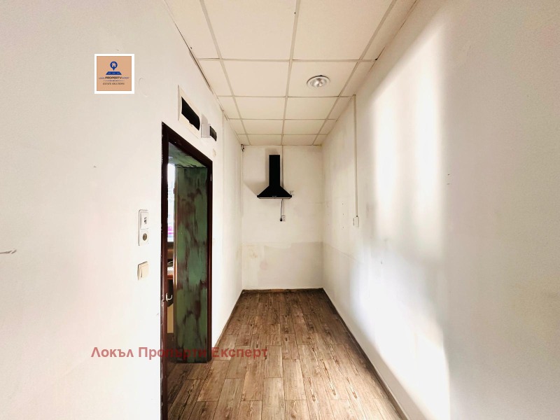 Дава под наем МАГАЗИН, гр. Банско, област Благоевград, снимка 6 - Магазини - 52881854