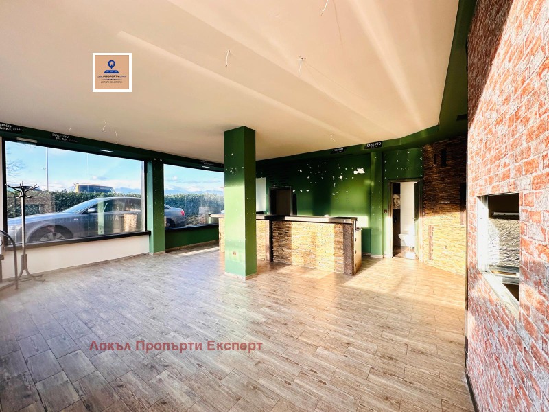 Дава под наем МАГАЗИН, гр. Банско, област Благоевград, снимка 2 - Магазини - 52881854