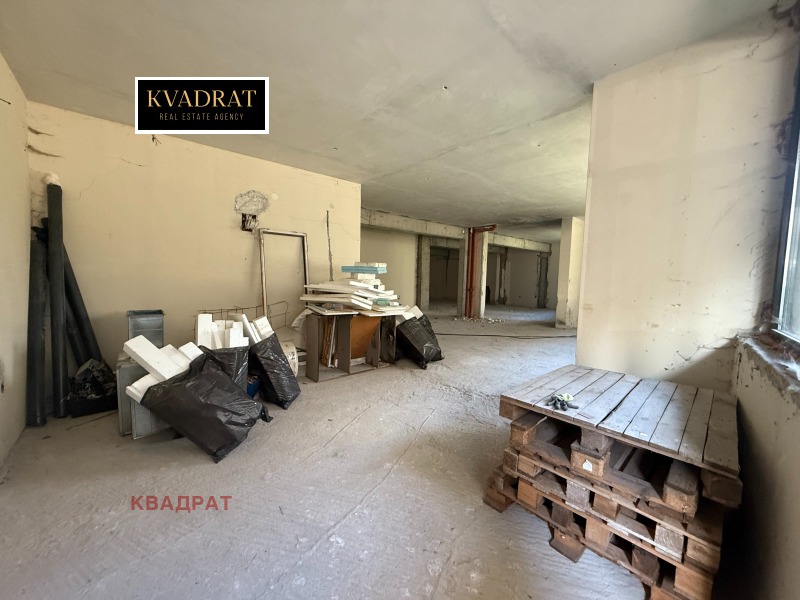 De inchiriat  Birou Sofia , Manastirsci livadi , 205 mp | 38400284