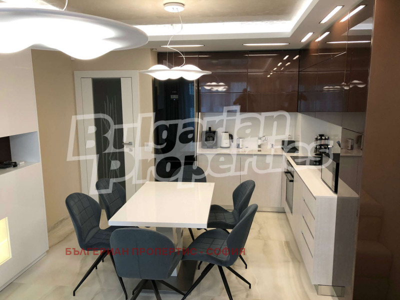 K pronájmu  1 ložnice Sofia , Centar , 79 m2 | 84016902