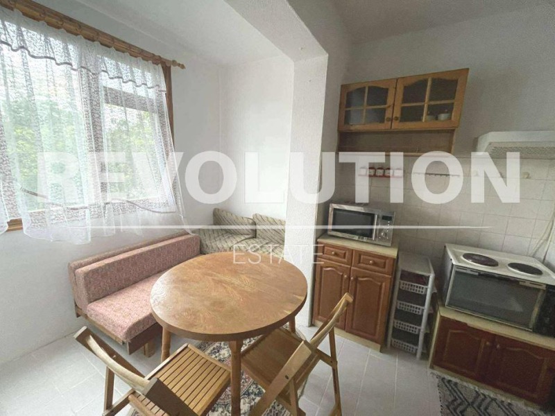 A louer  1 chambre Varna , Vazrajdane 1 , 50 m² | 56410696