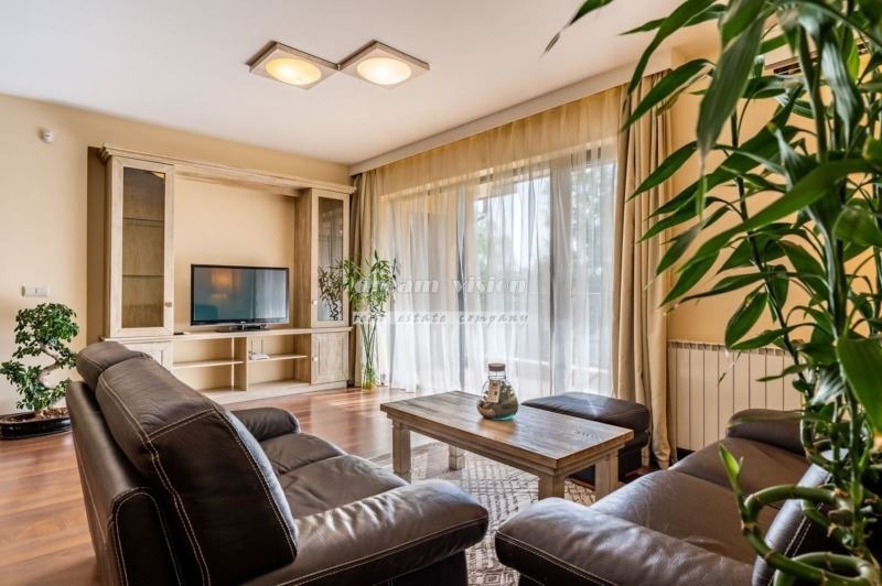 Дава под наем 4-СТАЕН, гр. София, Витоша