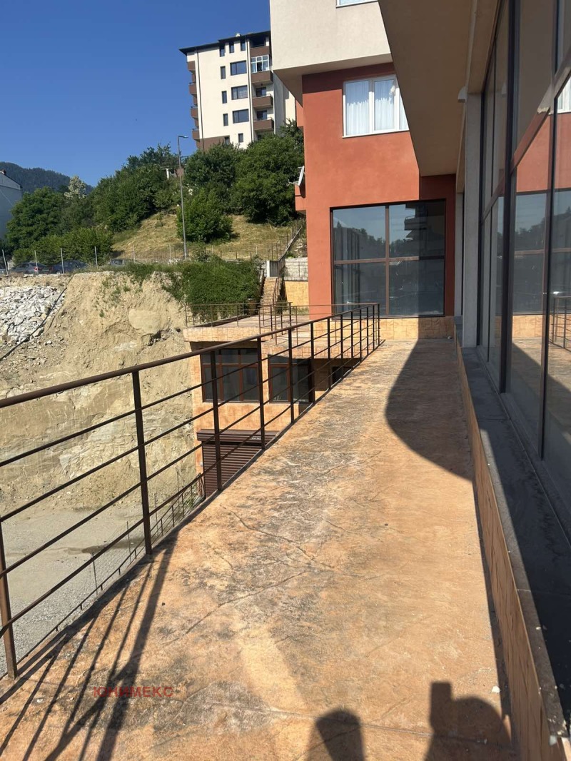 Do wynajęcia  Sklep Smoljan , Newjastata , 62 mkw | 33558429 - obraz [2]