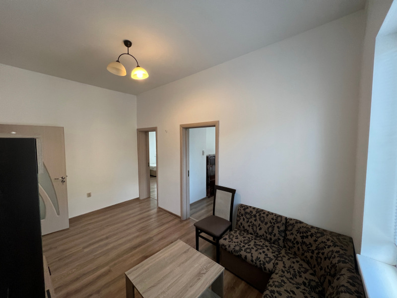 Kiadó  2 hálószobás Sofia , Centar , 83 négyzetméter | 24714658 - kép [2]