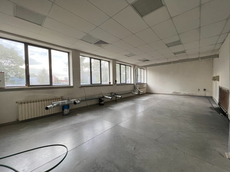 För uthyrning  Lagring Sofia , Voenna rampa , 2300 kvm | 61357738 - bild [8]