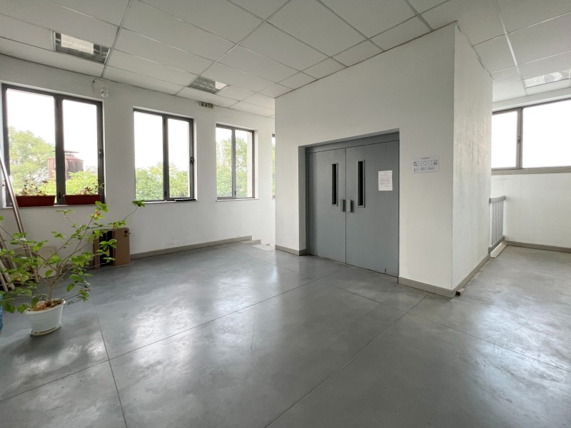 För uthyrning  Lagring Sofia , Voenna rampa , 2300 kvm | 61357738 - bild [14]
