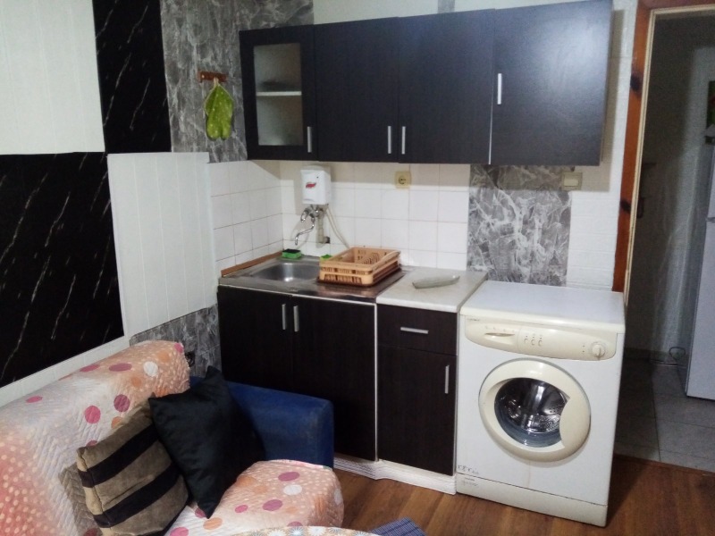 En renta  1 dormitorio Burgas , Vazrazhdane , 45 metros cuadrados | 10937950 - imagen [2]