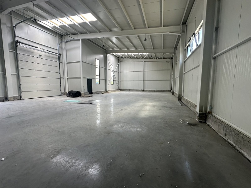 Дава под наем СКЛАД, гр. Шумен, Добруджански, снимка 5 - Складове - 53016509