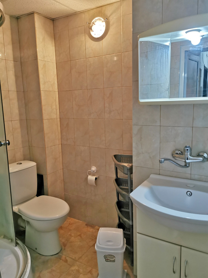 Zu vermieten  1 Schlafzimmer Plowdiw , Zentar , 62 qm | 59352771 - Bild [6]
