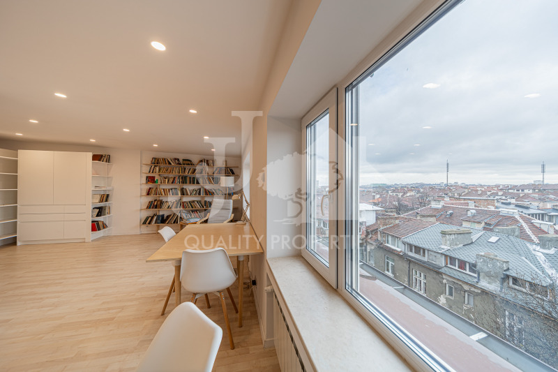 Дава под наем АТЕЛИЕ, ТАВАН, гр. София, Център, снимка 4 - Апартаменти - 53380616