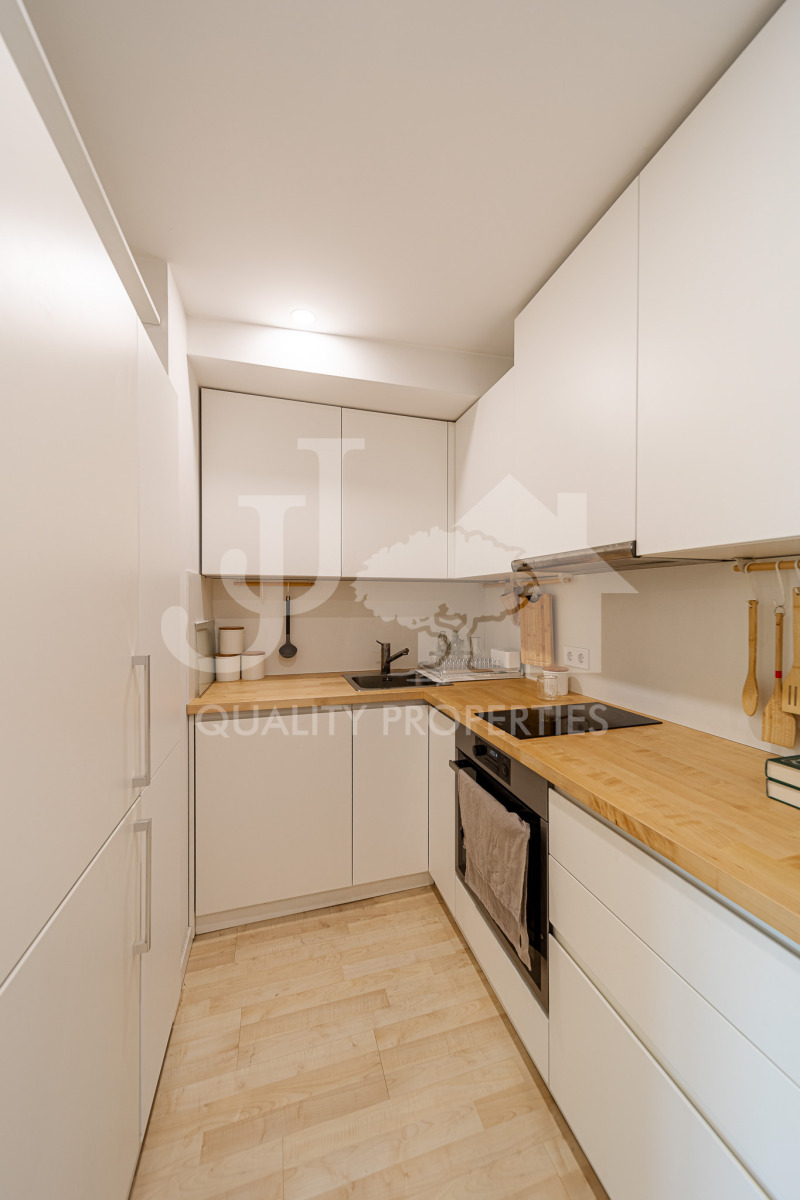 Дава под наем АТЕЛИЕ, ТАВАН, гр. София, Център, снимка 5 - Апартаменти - 53380616