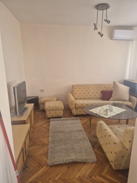 2 bedroom Idealen tsentar, Pleven 2