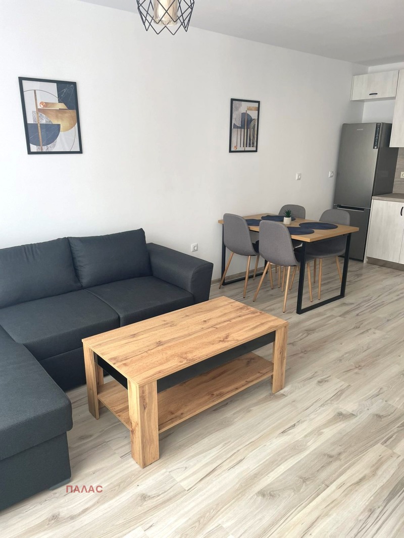 Zu vermieten  1 Schlafzimmer Burgas , Meden rudnik - zona A , 65 qm | 15158251 - Bild [2]