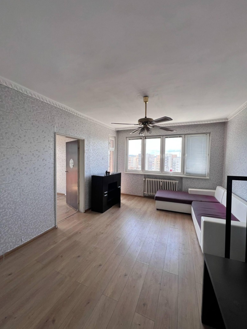Дава под нем  3-стаен, град София, Красно село •  499 EUR • ID 69988752 — holmes.bg - [1] 