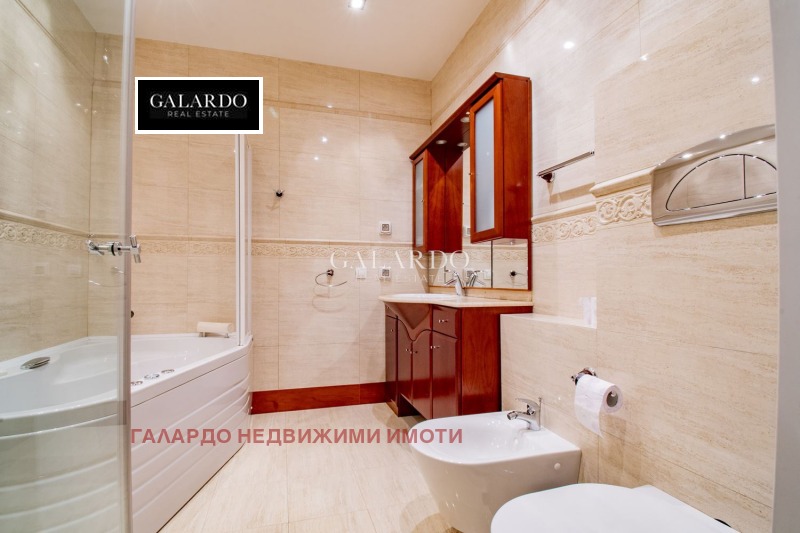 Дава под наем 4-СТАЕН, гр. София, Лозенец, снимка 12 - Апартаменти - 53482565