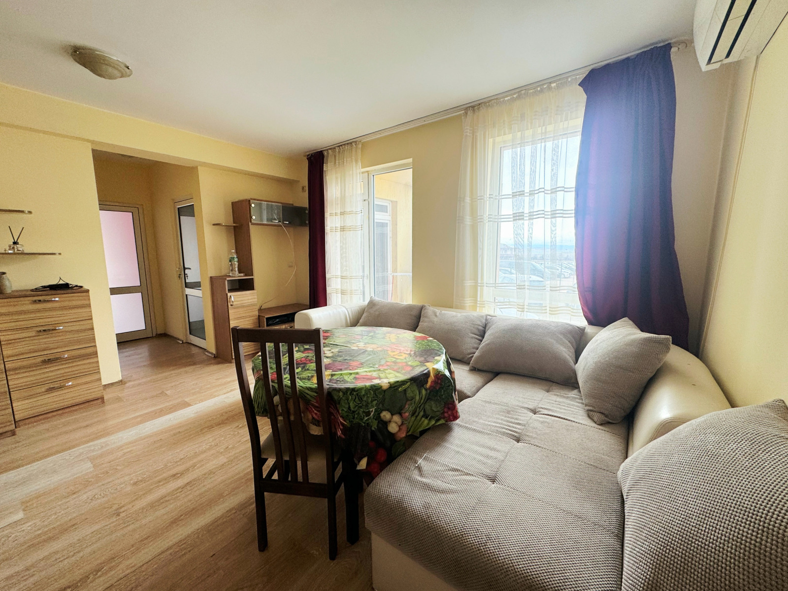 Дава под наем 3-СТАЕН, с. Нови хан, област София област