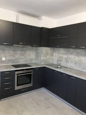 2 bedroom Vazrazhdane, Burgas 2