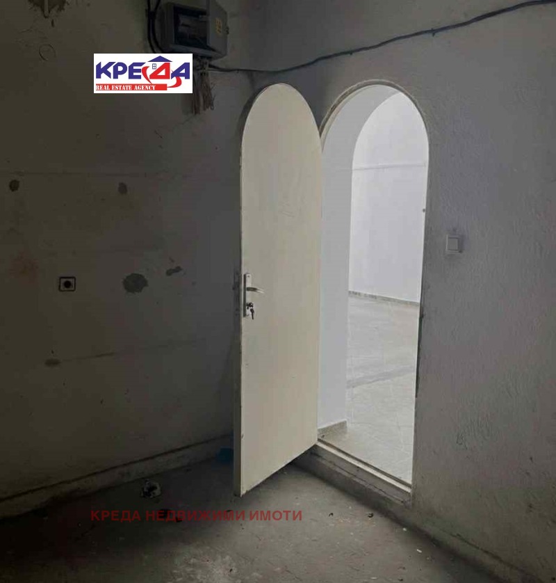 Дава под наем ОФИС, гр. Кърджали, Веселчане, снимка 2 - Офиси - 53321874