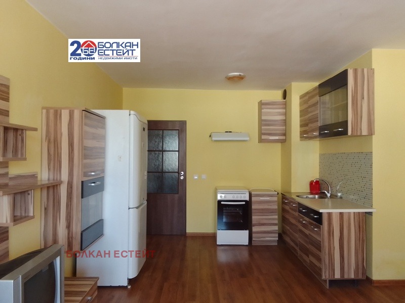 Vuokrattavana  1 makuuhuone Veliko Tarnovo , Kartala , 65 neliömetriä | 29887838