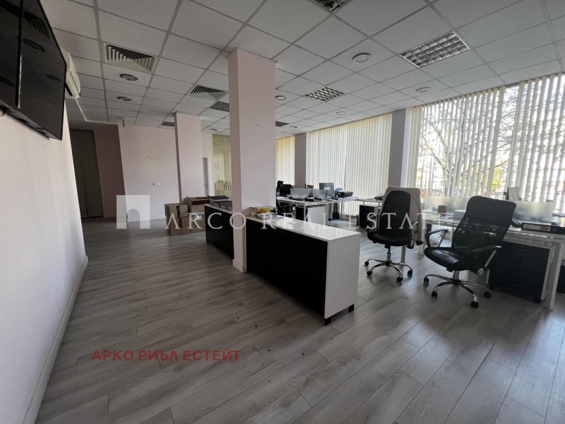 Под наем МАГАЗИН, град София, Дианабад • 6500 € / 12712.90 лв. • 20699941 1