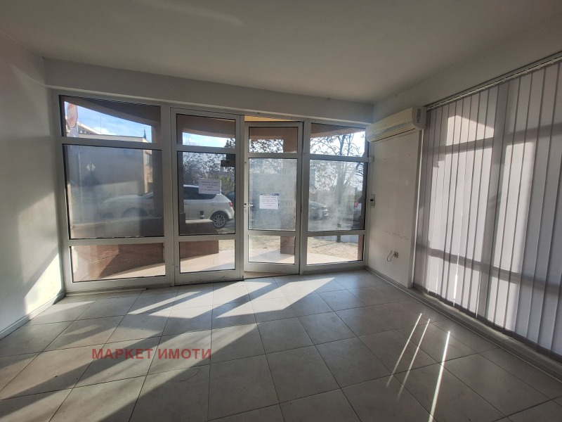 Дава под наем МАГАЗИН, гр. Стара Загора, Била, снимка 6 - Магазини - 52691023