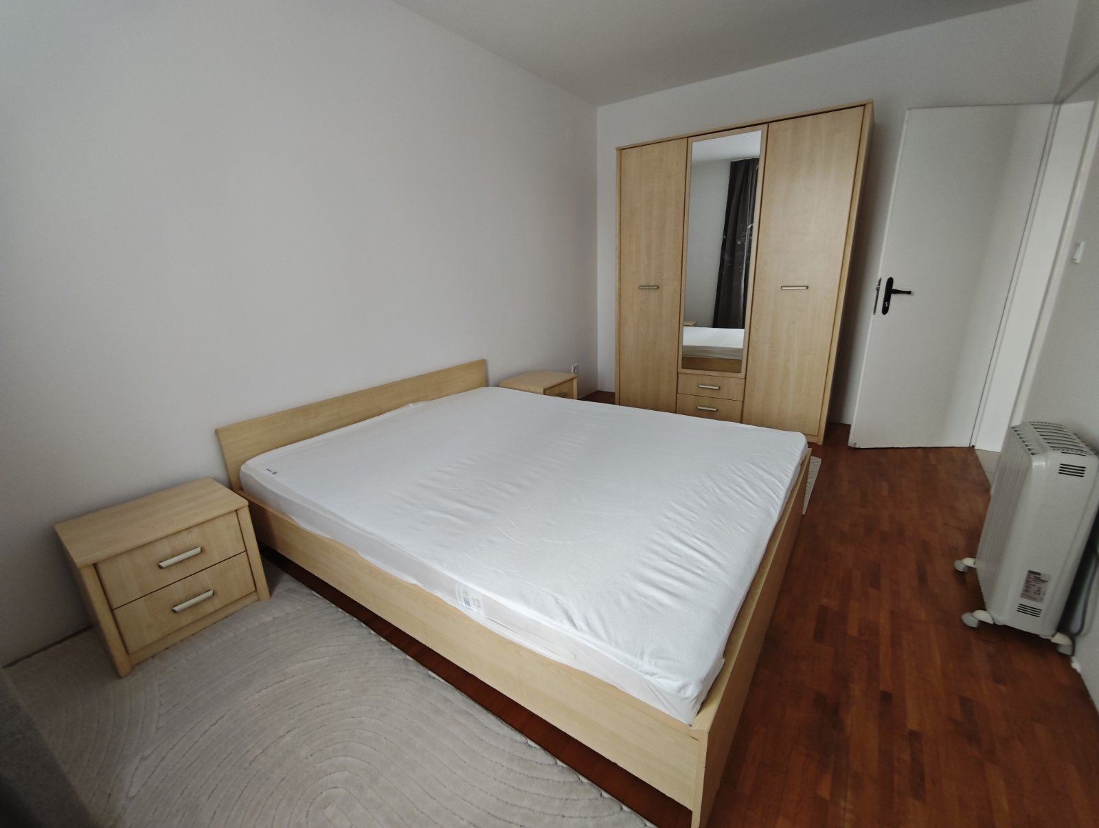 Дава под наем 2-СТАЕН, гр. София, Гоце Делчев, снимка 3 - Апартаменти - 53607984