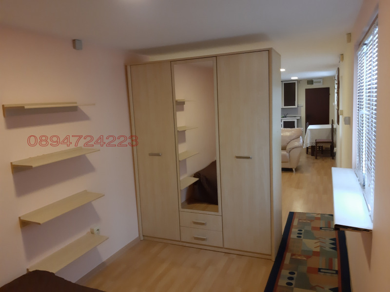 Kiadó  Stúdió Sofia , Ljulin 6 , 50 négyzetméter | 99290700 - kép [5]
