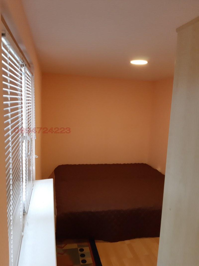 Kiadó  Stúdió Sofia , Ljulin 6 , 50 négyzetméter | 99290700 - kép [6]