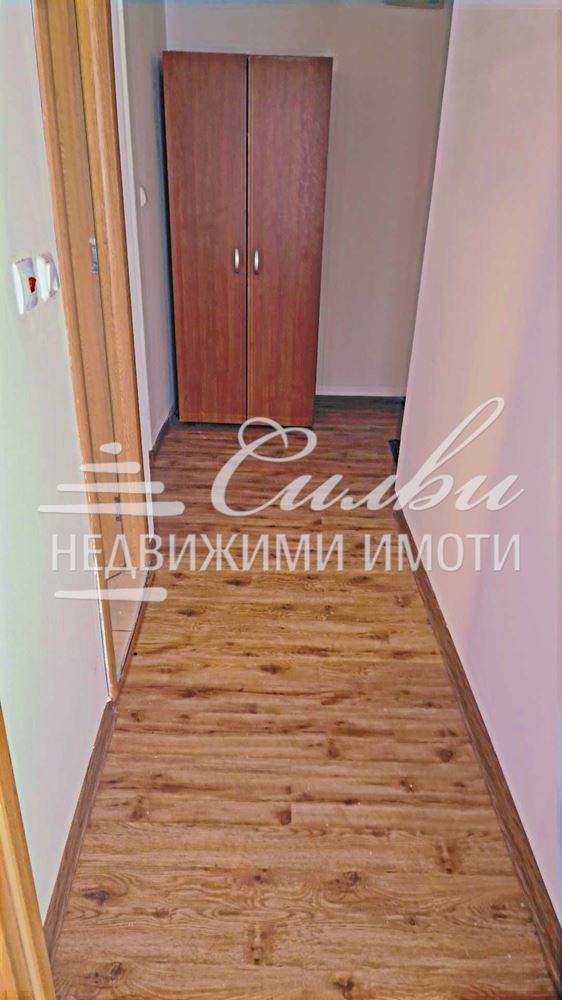 Дава под наем 2-СТАЕН, гр. Шумен, Център, снимка 6 - Апартаменти - 55087019